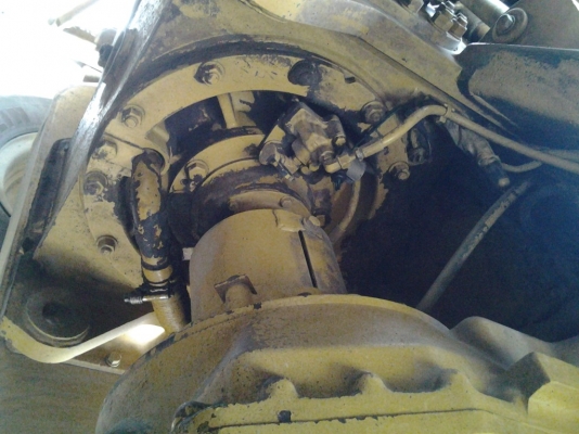 140H #2ZK05847 18,764ชม. ปี2001+Scarifier มือ1 จากUSAถึงไทยเร็วๆนี้ครับ 140H #2ZK05847 18,764ชม. ปี2001+Scarifier มือ1 จากUSAถึงไทยเร็วๆนี้ครับ