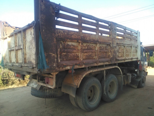 สิบล้อ อีซูซุ ร็อคกี้ 175ดั้ม 1เพา เกียร์ สโลส สภาพดีพร้อมใช้ ทะเบียนพร้อมโอน