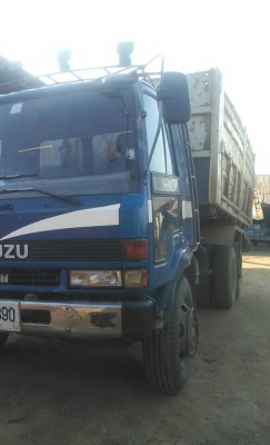 สิบล้อ อีซูซุ ร็อคกี้ 175ดั้ม 1เพา เกียร์ สโลส สภาพดีพร้อมใช้ ทะเบียนพร้อมโอน