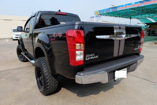 ISUZU DMAX V-CROSS ขับ4x4 ตัวTOPสุด