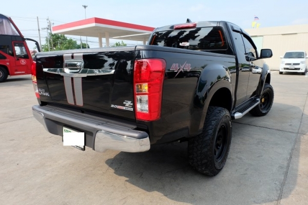 ISUZU DMAX V-CROSS ขับ4x4 ตัวTOPสุด
