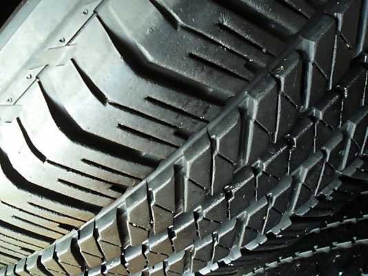 ยางกระบะสูงขอบ17 บริดสโตน265-65-R17 ลงพื้นปลายปี12 (4เส้น3,600) ยางกระบะสูงขอบ17 บริดสโตน265-65-R17 ลงพื้นปลายปี12 (4เส้น3,600)