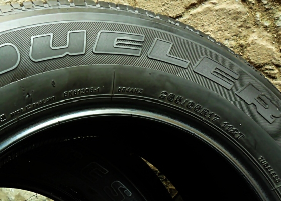 ยางกระบะสูงขอบ17 บริดสโตน265-65-R17 ลงพื้นปลายปี12 (4เส้น3,600) ยางกระบะสูงขอบ17 บริดสโตน265-65-R17 ลงพื้นปลายปี12 (4เส้น3,600)