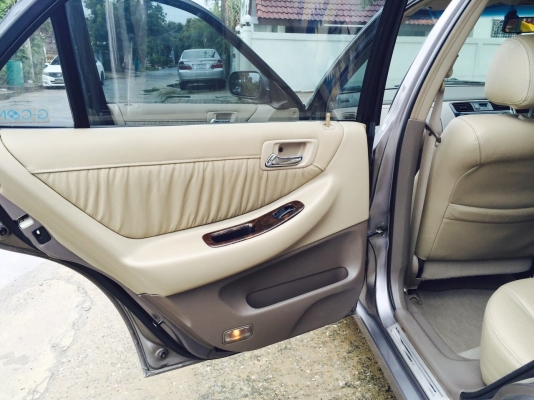 Honda Accord ปี 02 สภาพสวยเดิมๆ เจ้าของขายเองค่ะ