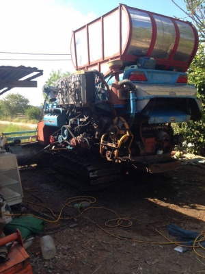 ขายรถเกี่ยวข้าวศักดิ์พัฒนาหลุดมัดจำ ด่วน300000