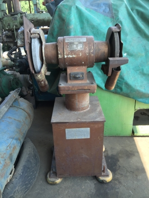 Sell>> ‪#&lrm;มอเตอร์หินเจียรไฟฟ้า‬ ‪#&lrm;Zenya‬ Made in Japan มอเตอร์ 750 W. ไฟ 380V. หินขัดขนาด 10" พร้อมแท่นตั้งพื้น ฐานยาง