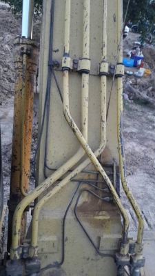 ขายด่วน แม็คโคร KOMATSU PC200-6สภาพพร้อมใช้งาน เครื่องเดิมปั้มเดิม โซ่ช่วงล่างพร้อมใช้งาน เอวแน่น เอกสารเล่มทะเบียน ไฟฟ้าตัดครับ