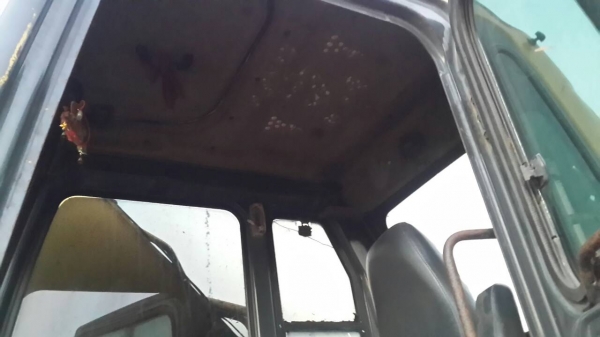 ขายด่วน แม็คโคร KOMATSU PC200-6สภาพพร้อมใช้งาน เครื่องเดิมปั้มเดิม โซ่ช่วงล่างพร้อมใช้งาน เอวแน่น เอกสารเล่มทะเบียน ไฟฟ้าตัดครับ