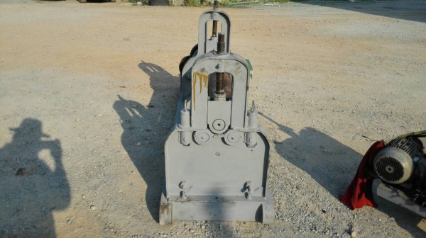 Sell> ขายเครื่องม้วนเหล็กแผ่น หน้ากว้าง 4 ฟุต ม้วนหนา 6 มิล มอเตอร์ 3 เฟส พร้อมใช้งานครับ