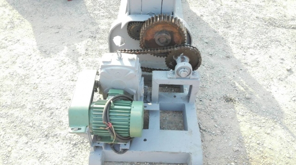 Sell> ขายเครื่องม้วนเหล็กแผ่น หน้ากว้าง 4 ฟุต ม้วนหนา 6 มิล มอเตอร์ 3 เฟส พร้อมใช้งานครับ