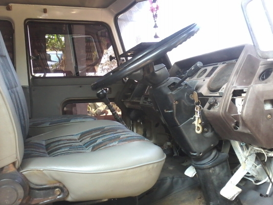 ขายสิบล้อ HINO FL177 เพลาเดียวขึ้นสองร้อยได้ครับ เครื่องดีคัชชีสวย ยางพร้อมใช้งาน10เส้น แอร์เย็น ภายในสวย เอกสารเล่มทะเบียนครับ