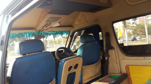 ฝากขายรถตู้หัวจรวดหลังคาสูงปี96 หลังคาวีไอพี เครื่อง3000 2j เกียร์ธรรมดา LPG ประหยัดโลละ2บาทกว่าๆ ฝากขายรถตู้หัวจรวดหลังคาสูงปี96 หลังคาวีไอพี เครื่อง3000 2j เกียร์ธรรมดา LPG ประหยัดโลละ2บาทกว่าๆ