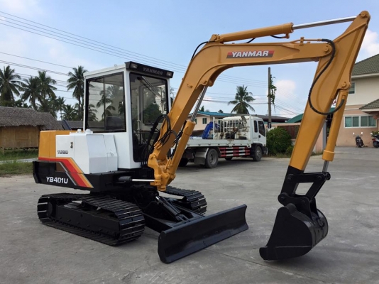 รถขุด YANMAR YB401U นำเข้า มือสองญี่ปุ่น