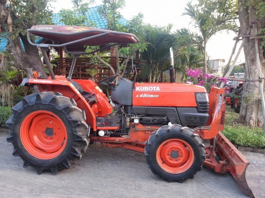 คูโบต้า L4508 ดีไอ 2 เพลาพร้อมใบมีดดันหน้าตราช้าง เล่มทะเบียนพร้อม