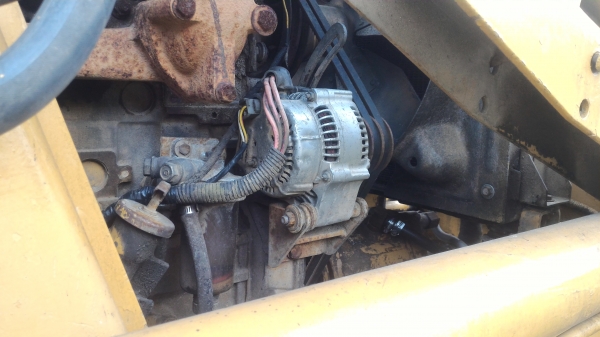 ขายรถตักหน้าหลังขุด CAT 428 B ขายรถตักหน้าหลังขุด CAT 428 B