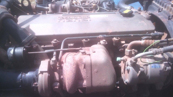 รถอีซูซู 6 ล้อดั้ม NPR 130 แรงม้า. ปี 48.   สนใจติดต่อ  081 - 6079515