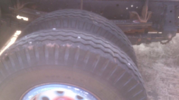 รถอีซูซู 6 ล้อดั้ม NPR 130 แรงม้า. ปี 48.   สนใจติดต่อ  081 - 6079515