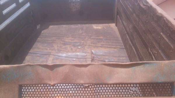 รถอีซูซู 6 ล้อดั้ม NPR 130 แรงม้า. ปี 48.   สนใจติดต่อ  081 - 6079515