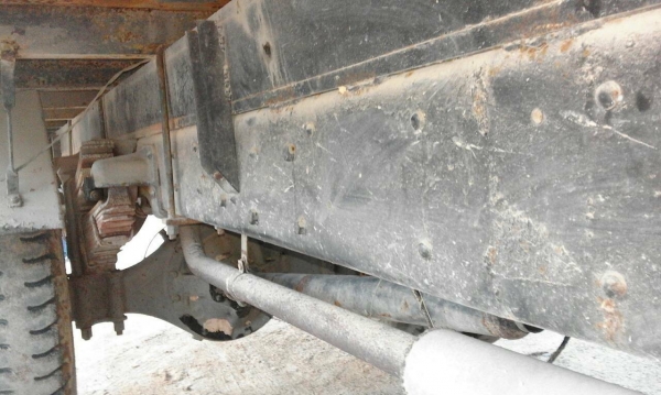 รถอีซูซุ 6 ล้อดั้ม NQR 175 แรงม้า. ปี 52  ( รถวิ่ง 25x,xxx กม. )     สนใจติดต่อ  081 - 6079515