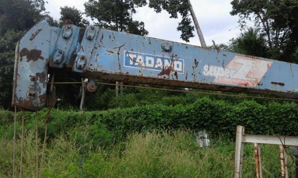 รถฮีโน่ 6 ล้อ KR320 - 168 แรงม้า. ( ติดเครน  3 ตัน. )   สนใจติดต่อ  081 - 6079515