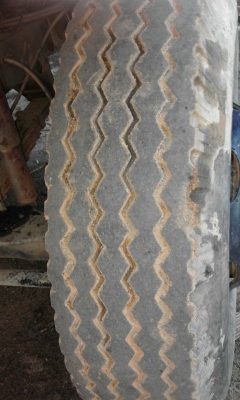 รถฮีโน่ 6 ล้อ KR320 - 168 แรงม้า. ( ติดเครน  3 ตัน. )   สนใจติดต่อ  081 - 6079515