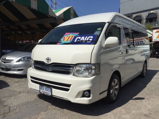 มองหารถตู้โทร0877758887 นางเบสท์รถตู้ท่าพระCNGปี11แต่งวี