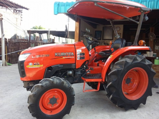 คูโบต้า L3608 4 WD ตัวเปล่า ทำงาน 311 ชั่วโมง...เล่มทะเบียนพร้อม