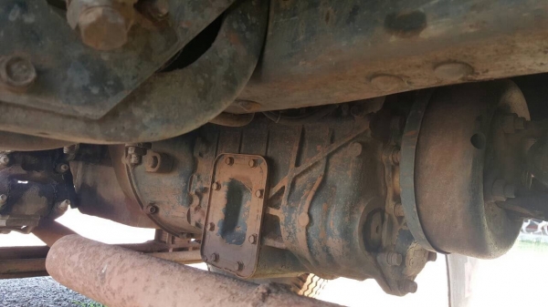 ขาย 10 ล้อ เพลาเดียว ISUZU ROCKY เครื่อง 6BG1 175 แรงม้าฝาส้ม คัสซีสวย พวงมาลัยพาวเวอร์ เบรคลมดัน ทะเบียนพร้อมโอนครับ