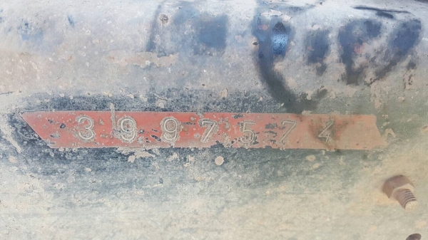 ขาย 10 ล้อ เพลาเดียว ISUZU ROCKY เครื่อง 6BG1 175 แรงม้าฝาส้ม คัสซีสวย พวงมาลัยพาวเวอร์ เบรคลมดัน ทะเบียนพร้อมโอนครับ