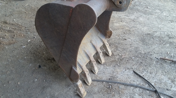 ขาย PC 40-7 ปั๊มนิ้ว คอนโทลน้ำมัน พร้อมใช้ไวสุดๆ ช่วงล่างเต็ม