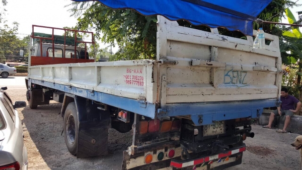 ขาย 6 ล้อ ROCKY ห้างแท้ยาว 7 เมตร เครื่อง 6BD1 165 แรงม้า คัสซีสวยตลอดเส้น แอร์เย็น พาวเวอร์ เบรคลมดัน ทะเบียนพร้อมโอนครับ ขาย 6 ล้อ ROCKY ห้างแท้ยาว 7 เมตร เครื่อง 6BD1 165 แรงม้า คัสซีสวยตลอดเส้น แอร์เย็น พาวเวอร์ เบรคลมดัน ทะเบียนพร้อมโอนครับ