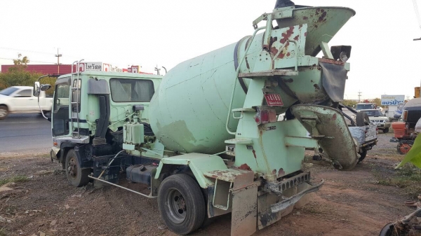 ขาย รถโม่ปูน 2.5 คิว เก่านอกไม่เคยใช้ในไทย ISUZU DECA เครื่อง 6HH1 210 แรงม้า คัสซีสวยตลอดเส้น เบรคทิฟฟี่ แอร์ครบ เอกสารใบอินวอยซ์ ราคาคุยกันได้ครับ ขาย รถโม่ปูน 2.5 คิว เก่านอกไม่เคยใช้ในไทย ISUZU DECA เครื่อง 6HH1 210 แรงม้า คัสซีสวยตลอดเส้น เบรคทิฟฟี่ แอร์ครบ เอกสารใบอินวอยซ์ ราคาคุยกันได้ครับ