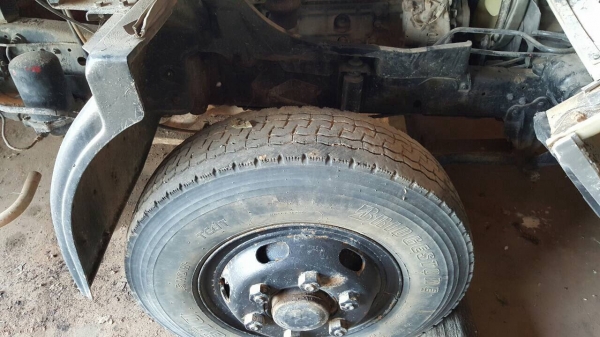 ขาย รถโม่ปูน 2.5 คิว FUSO เครื่อง 6D16 195 แรงม้า คัสซีสวยตลอดเส้น เบรคทิฟฟี่ พาวเวอร์ ยางเต็ม เอกสารใบอินวอยซ์ ราคาต่อรองได้