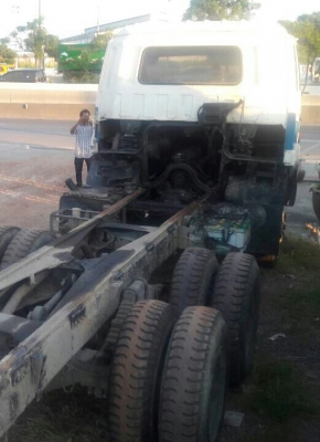 มี3คัน สิบล้อ 2เพา อีซูซุ 3PZ 444เครือง-240 สโลส 2เพา หัว+แคชชี สภาพดีพร้อมใช้งาน ทะเบียนพร้อมโอน เหมาะเอาไปทำเป็นรถโม่ปูนและทำเทนเลอร์บรรทุกแม็คโค ครับท่าน