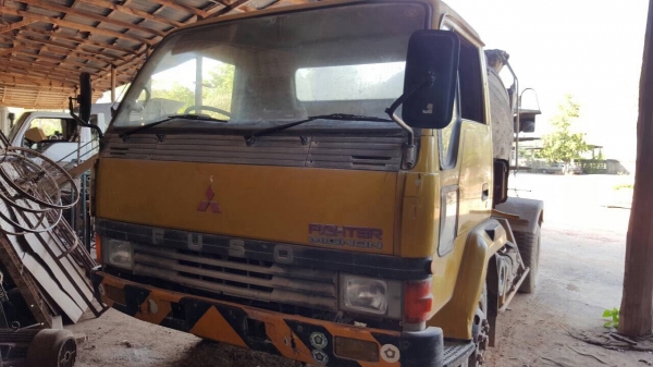 ขาย รถโม่ปูน 2.5 คิว FUSO เครื่อง 6D15 175 แรงม้า คัสซีสวยตลอดเส้น พวงมาลัยพาวเวอร์ ยางเต็ม เอกสารใบอินวอยซ์ ราคาต่อรองได้ครับ