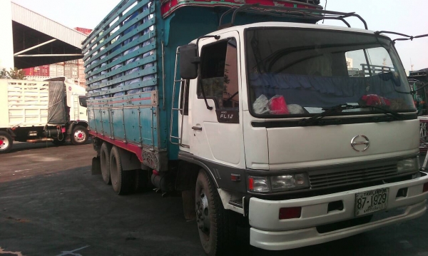 ขายสิบล้อ HINO FL176 เพลาเดียว HO7D เครื่องดีคัชชีสวย ยางพร้อมใช้งาน10เส้น