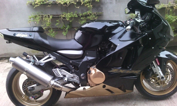 ขาย  คาวาซากิ  ZX12R  ปี 01