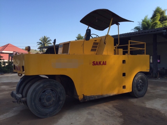 ขายด่วนรถบดล้อยาง9ล้อ SAKAI TS150 พร้อมใช้งาน เอกสารเล่มทะเบียน