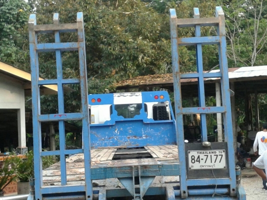 ขายรถบรรทุก 10 ล้อเทรลเลอร์ HINO MEGA 260 แรงม้าปี 2548 มีสะพานไฮดรอลิค ราคา 1500000