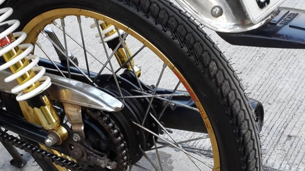 วุฒิ นนบุรี ขาย ยามาฮ่า RX100 แต่งสวยทะเบียนพร้อมโอน