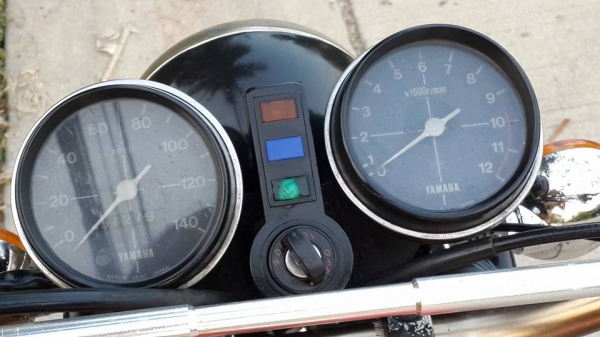 วุฒิ นนบุรี ขาย ยามาฮ่า RX100 แต่งสวยทะเบียนพร้อมโอน