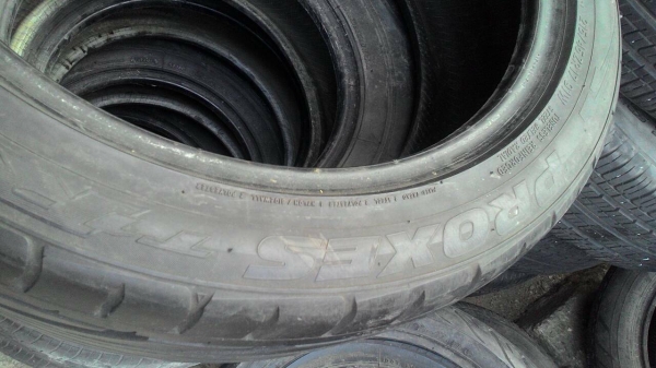 215/45R17 TOYO PROXES มี 1 เส้น tel.081-427-3941 ไอดีไลน์ autobot107 215/45R17 TOYO PROXES มี 1 เส้น tel.081-427-3941 ไอดีไลน์ autobot107