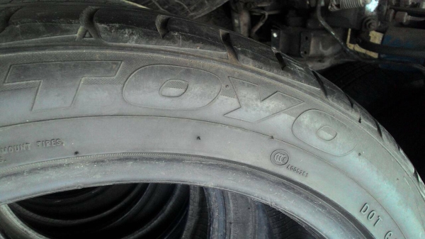 215/45R17 TOYO PROXES มี 1 เส้น tel.081-427-3941 ไอดีไลน์ autobot107 215/45R17 TOYO PROXES มี 1 เส้น tel.081-427-3941 ไอดีไลน์ autobot107