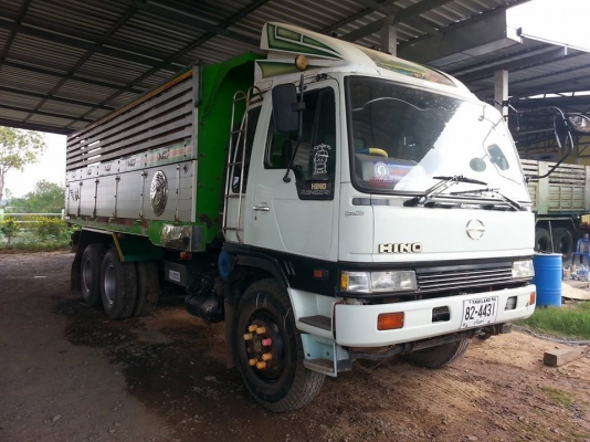 ขายดั้มเพลาเดียว HINO พ.เพาเวอร์ เบรกทิฟฟี่ ภายในสวย สภาพพร้อมใช้งาน เอกสารพร้อมโอน สนใจโทร 090-8588220คุณนะ 093-3258446คุณบิว หรือเข้าดูสินค้าอื่นๆได้ที่ www.truck.in.th/498 หรือเพจFacebook ณรงค์ ซื้อขายรถมือสอง (เว็บไซต์ส่วนตัว) หรือFacebook ตลาดรถมือสอ