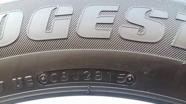 ขายล้อแม็กป้ายแดง revo 16" พร้อมยางปี15 สนใจติดต่อ ตาเล็ก ล้อและยาง ครับ 081-3747940 ขายล้อแม็กป้ายแดง revo 16" พร้อมยางปี15 สนใจติดต่อ ตาเล็ก ล้อและยาง ครับ 081-3747940