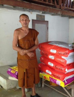 ขายด่วน 35000 บาท รถยนต์ โตโยต้า โคโรล่า 111 เครื่อง1500 cc หัวฉีด เล่มทะเบียนพร้อม  *(ไม่ใช่รถแท๊กซี่ กล้าท้าพิสูจน์