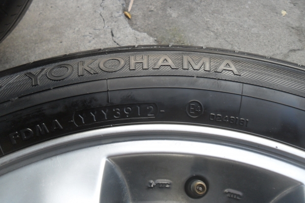 ล้อแม็ก16นิ้ว6รู อีซูสุ พร้อมยาง สวยๆ 4 ล้อ ราคา 6900 บาท