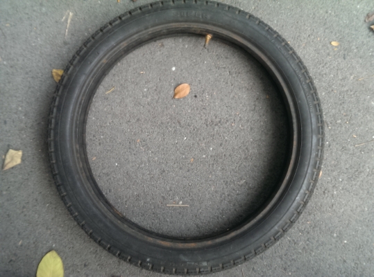 ขายยางขอบ 18 พร้อมยางในสภาพดีพร้อมใช้งาน