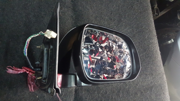 ขายกระจกมองข้าง หลายรุ่น มือสอง นำเข้าจากญี่ปุ่น