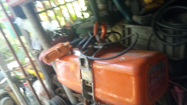 ขาย !! รอกโซ่ไฟฟ้า ขนาด500kg.ไฟ220v.ยี่ห้อ.ช้าง ของjapan